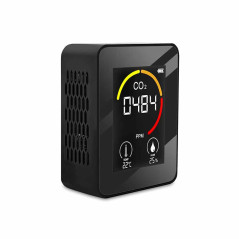 Dispozitiv de masurare a calitatii aerului Atlantis Purify M101 amplasat in clasa